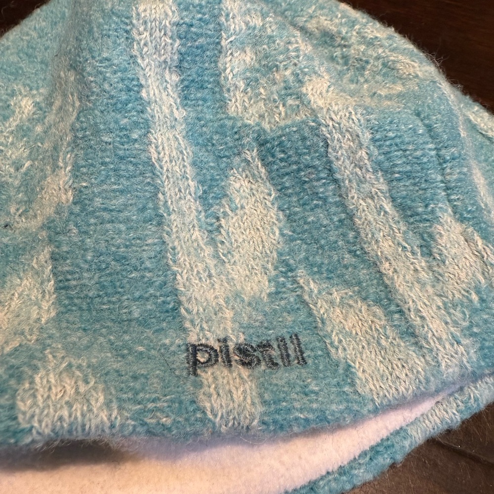 Pistil Blue and White Knit toque - Made in Italy